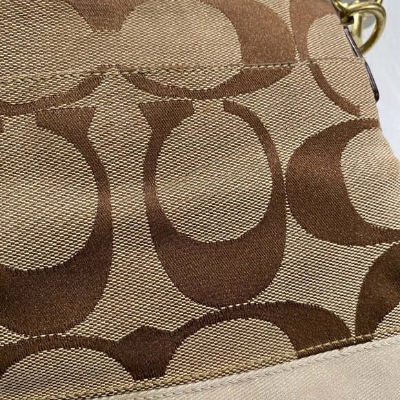 Vintage Coach Clutch Bag (2005) - Picture 7 of 7